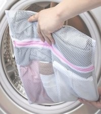Всё это лучше стирать в специальном мешке.