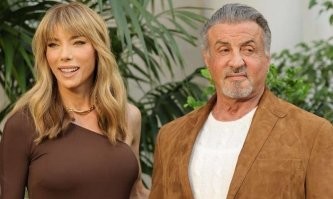 Что у его жены с лицом?Синдром дауна?