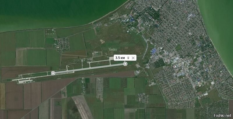А как вам вот такая карта?  От конца ВПП до города около 1 км.  ЛЮБОЙ ОТВОРОТ ИСКЛЮЧЕН.  Катастрофа была запланирована на стадии строительства аэродрома (или города).