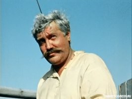Победители были мои деды, а я их тень. Но если придется поднять знамя, то я постараюсь. Грешно предков осрамить.