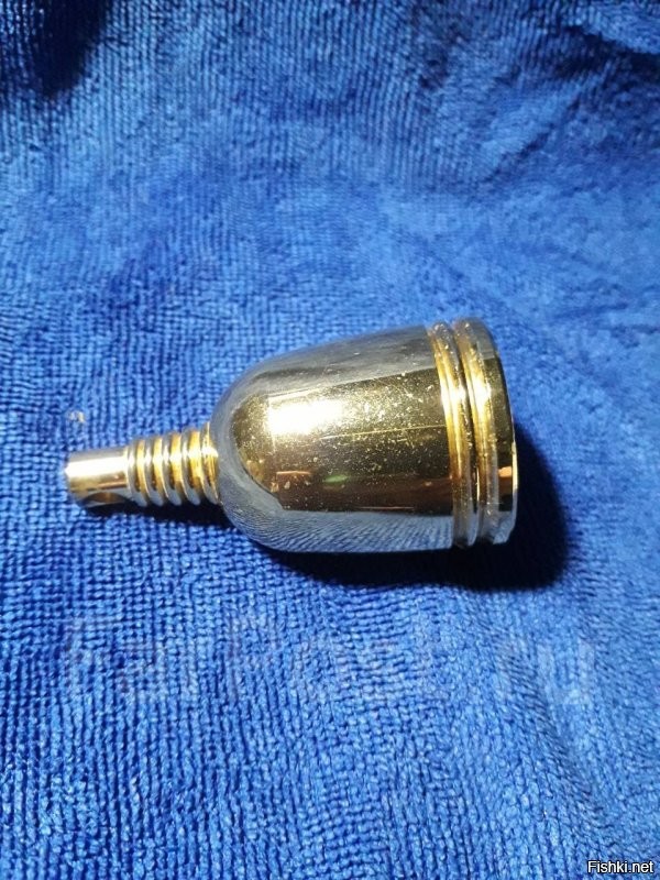 Все из Японии . Не знаю насколько старое .