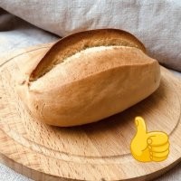 Обалденная булочка по 7 копеек называлась "Городская". Для добавления в котлеты не было ничего лучше городской булки, замоченной в молоке.