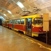 А вот в метро трамвай может)))