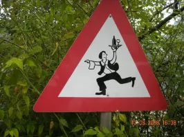 Так как первое же фото оказалось полнейшим бредом.....всему посту минус и конечно же все остальные фото являются ложью