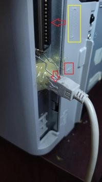 Вроде всё логично? USB воткнут в USB судя по маркировке на корпусе.
