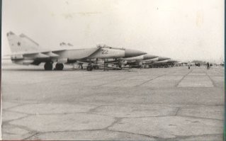 Согласен с вами. Консенсус видимо не найдут "полкач" с "обатошником"..
Высказался в теме, в которой по жизненной иронии имел касательное соприкосновение.
Спасибо Вам.