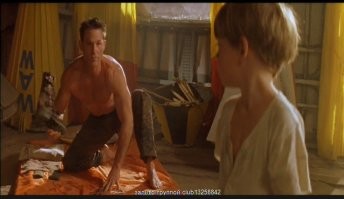 Токсичный гигант. 5 интересных фактов про молотоголовых червей