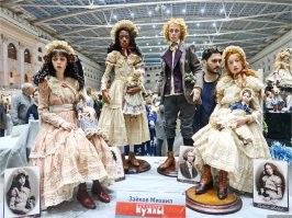 А когда речь идет о современной скульптуре, то нельзя обойти современные куклы.