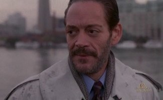 Насколько помню, у Рауля Хулия последний фильм "Чёрный дрозд", который вышел на следующий год после его смерти, в 1995-м.