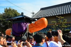 У автора испорченное фото.