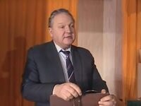Точно так же этот хряк Евгений Завадский уничтожил талантливую красавицу Наталью Богунову ("Снегурочка") , что в итоге привело ее в смерти. Только за то, что была замужем и не дала.