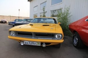 гонял я на такой, двухдверной