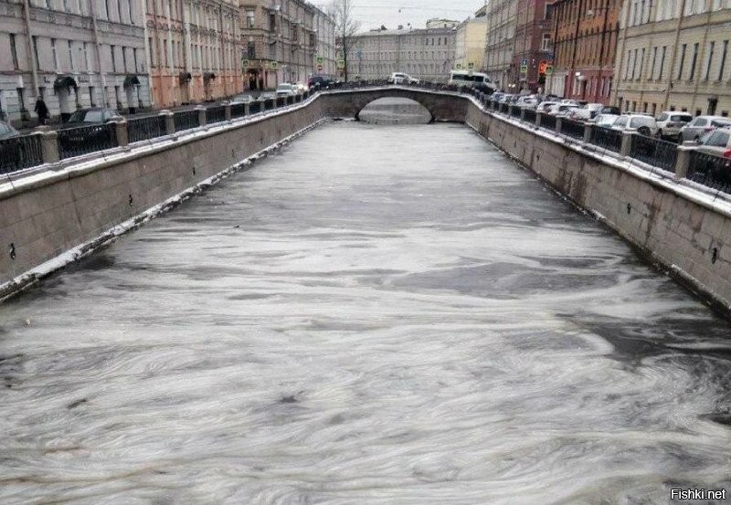 но промелькнёт же