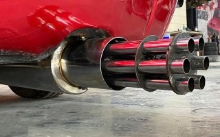 17 нетипичных автомобильных глушителей
