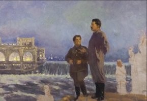 Кстати Сталин на стройке первенца ГОЭЛРО Волховская ГЭС в Ленинградской области