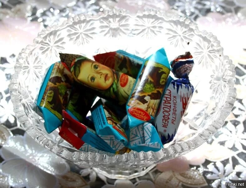 Поэтому в понедельник надо чем-то радовать себя