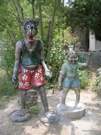 29 диких и пугающих скульптур со всего мира