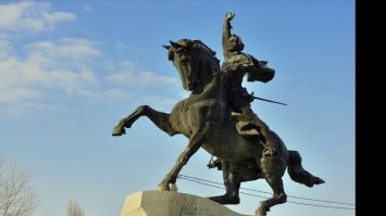 15 стильных скульптур со всего мира