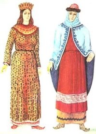 Это вы бросьте! Мы же говорим о знатных особах. А в XII - XV веках, для повседневной одежды знатных дам подобная подошва со шнурками была не характерна. Скорее уж сафьяновые сапожки, нежели такое.