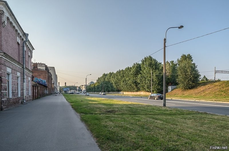 Введенский канал тоже засыпали.
Та ещё вонючка была.