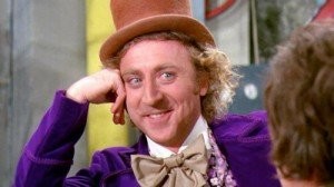 Выходит, если с боков идет нагрев, то удельная плотность вещества по периметру уменьшается, из-за конвекции устремляется в верхние слои, а более плотное вещество от центра тарелки устремляется к краям... И поэтому тарелка вращается, а не закрепляется стационарно...

Верно?