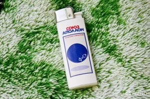 к блоку зажигалка прилагалась...