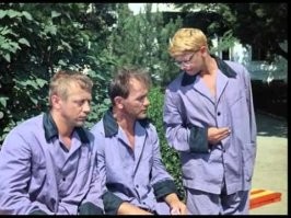 Грешно смеяться над больными.