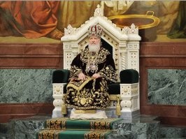 Самые красивые троны русских царей