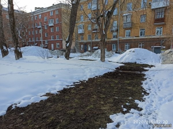 В России тоже подогревают! Причем во всех городах. И не надо мне тут!

Просто не там, где тротуары...