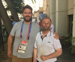 Напомнило про британца, пропавшего в Самаре, но нашедшегося пьяным и счастливым в Москве (ЧМ).