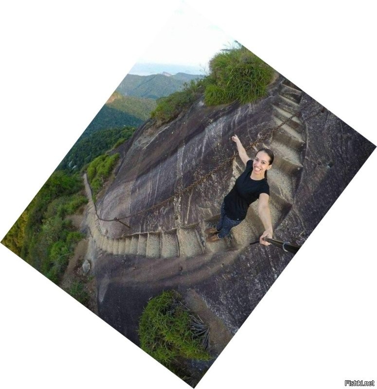 >>> 1. Лестница для самых смелых   пик Тижука, Рио-де-Жанейро

Выравнивание заваленного горизонта творит чудеса.
Р - Ракурс.