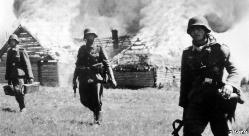 вот не надо про "обычными людьми". Эти обычные люди шли по земле СССР убивая, уничтожая и насилуя мирное население! детей, женщин, стариков! Эти "обычные люди" были охранниками и надзирателями в Освенциме, Бухенвальде, Треблинке, Майданеке, Саласпилсе, Равенбрюхене!!! Нет им прощения! Прокляты они и все потомки их.