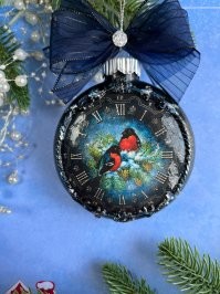 Тоже каждый год докупаю по паре. Главное отличие от советских - современные плохо бьются.