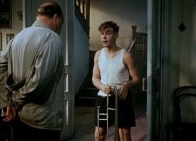 Первые роли звёзд, в которых их не узнать даже самым преданным фанатам