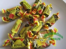 Коробка спичек стоила одна копейка.
А иногда сдачу давали ирисками - 2 копейки....