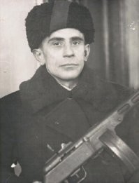 Шульц Михаил Нестерович, командир партизанского отряда, первый секретарь обкома партии