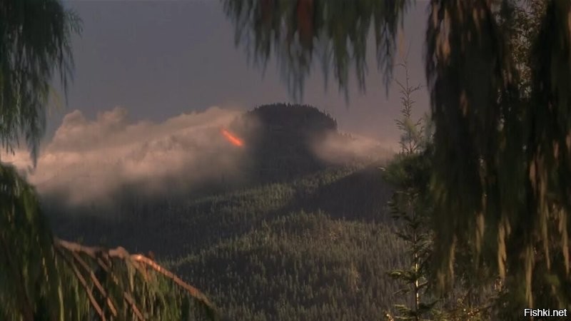 Классный фильм , "Они разбудили огненного червя " ...