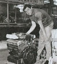 А что там Агутин делает?