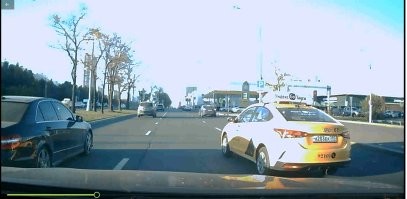 В моем случае, тачка была из "яндекс го". Виден номер, известны время и дата. Думаю штраф придет на юрлицо. А там определят, кто именно из чуркобесов был за рулем.