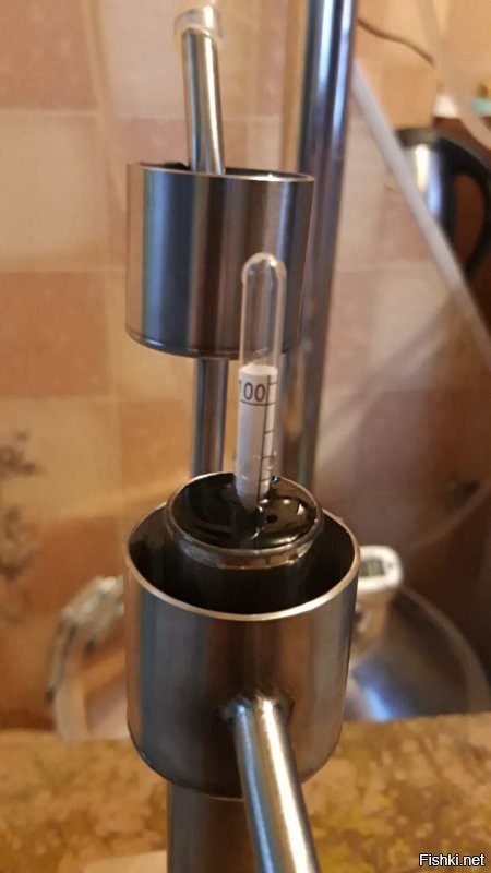 Куйня - аппарат если честно. 80-82% спиртуозности потолок. Гоню на колонне чистый 96%