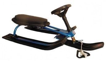 У нас на севере у всех был Аргамак, а не Чуке и гек.. Лыжу переднюю всегда жестью оббивали, иначе ломалась быстро на наших горках в 100 метров высотой и созданными по спуску искуственными препятствиями и трамплинами. Ну и конструкция у него другая была, так там седушку и лижи скручивали с болтов и привариваривали намертво, иначе тоже конец )