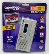 >>> На чём слушать такую крохотную кассету?