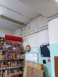А что, кто то сомневался??? Это фото не поликлиники, но почты, топ-менеджеры которой получают многомилионные премии. И это не глухой деревне какой-нибудь, а в столице целой республики.