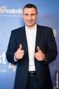 Дорохо-бохато: 14 людей, для которых понты по жизни важнее всего