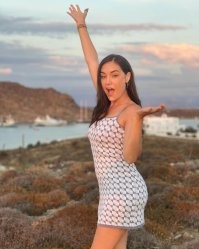 Бывшая порноактриса  Саша Грей наткнулась на мем с собой на Фишках