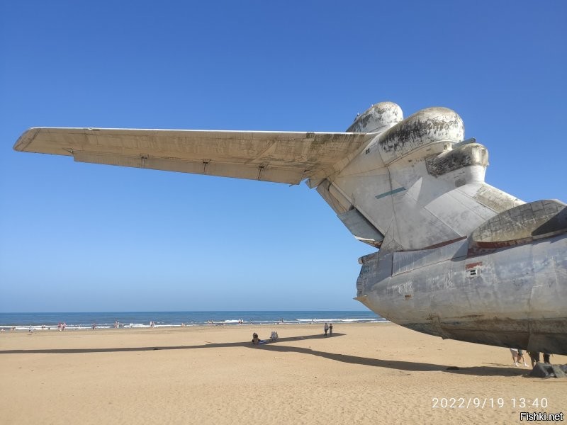 Его уже вытащили, будут вокруг него парк военной техники строить.