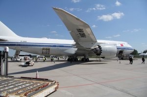 Boeing 747-89L - Air China бортовой
№ B-2479.борт №1 Китая. в Пулково. Реально огромный. Си Дзиньпин  на нём прилетал