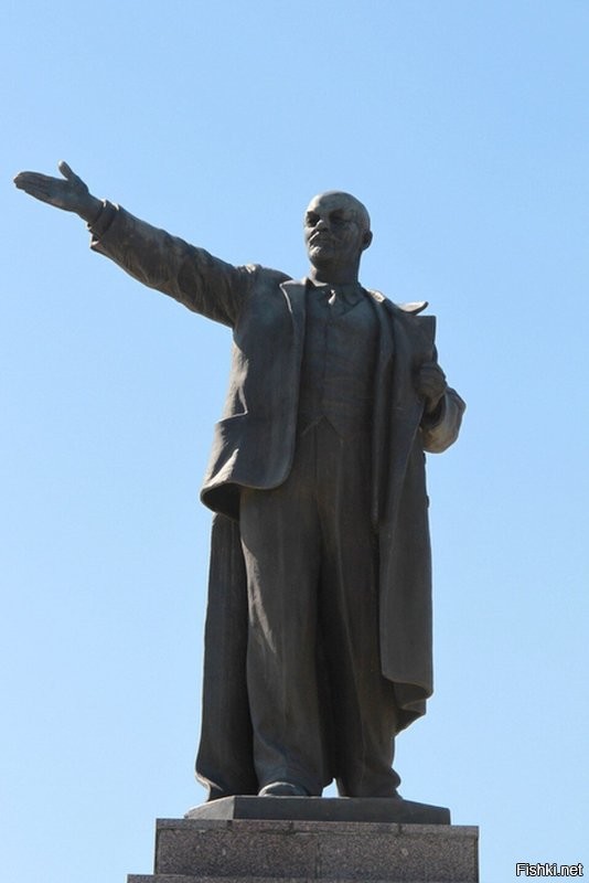 На религии далеко на уедешь)