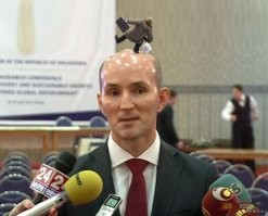 Устройство для полировки лысины