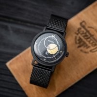 У меня такие. Дизайн огонь, жаль не работают